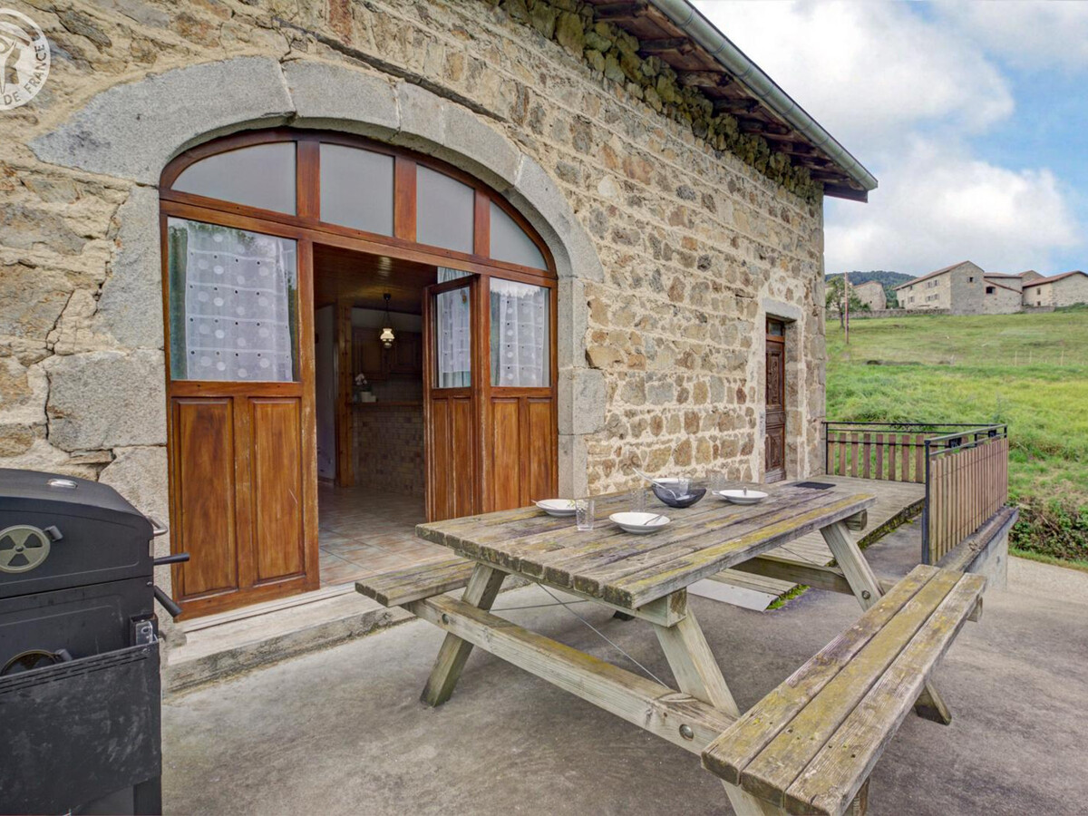 Gîte 11 pers. à 930 m, poêle à bois, parc Livradois-Forez - Photo 2