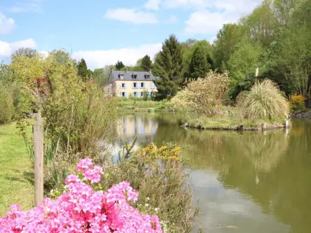 Duplex charmant au cœur du Pays des haras avec jardin paisible et WiFi - Photo 1