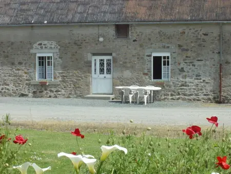 Location gite à Tourville sur Sienne, Maison à la ferme près de Coutances, toutes charges incluses