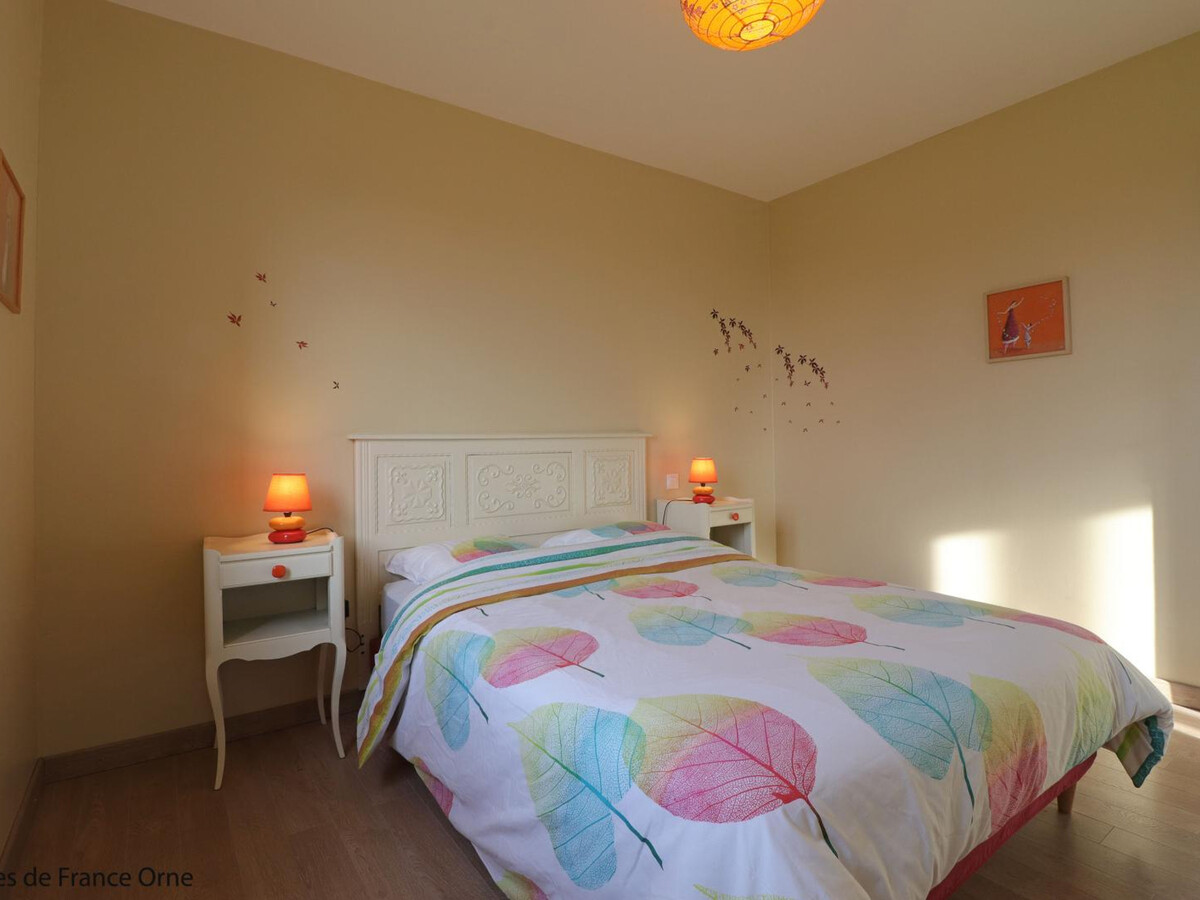 Gîte 9 personnes, 4 chambres, jardin 1600m² à Juvigny - Photo 14
