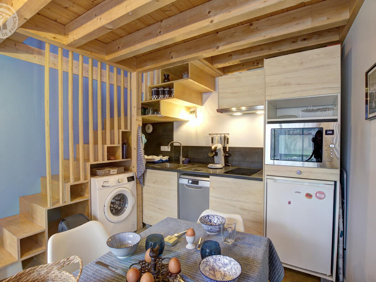 L'Atelier, gîte pierre et béton avec terrasse à Doizieux - Photo 3