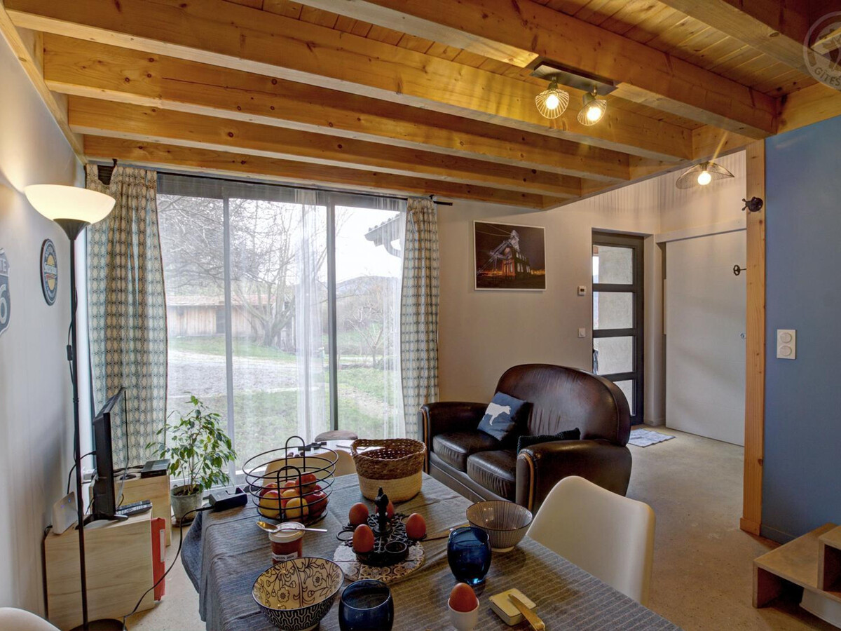 L'Atelier, gîte pierre et béton avec terrasse à Doizieux - Photo 4