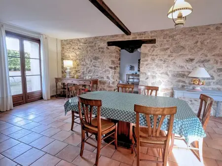 Gîte ferme XVIIe siècle 6 pers., piscine partagée : photo 7
