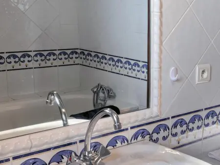 Gîte ferme XVIIe siècle 6 pers., piscine partagée : photo 19