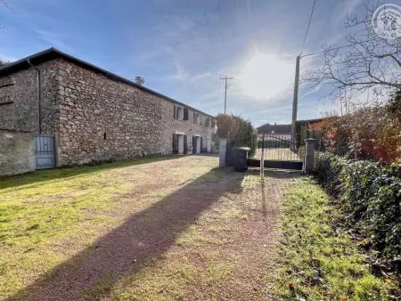 Gîte ferme XVIIe siècle 6 pers., piscine partagée : photo 23