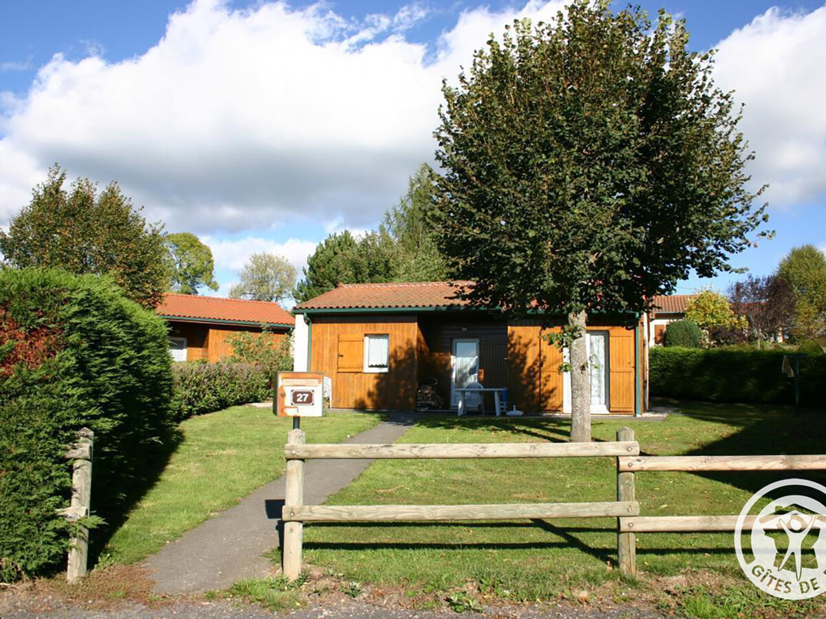 Chalet Communal du Mary I à Usson-en-Forez - Photo 1