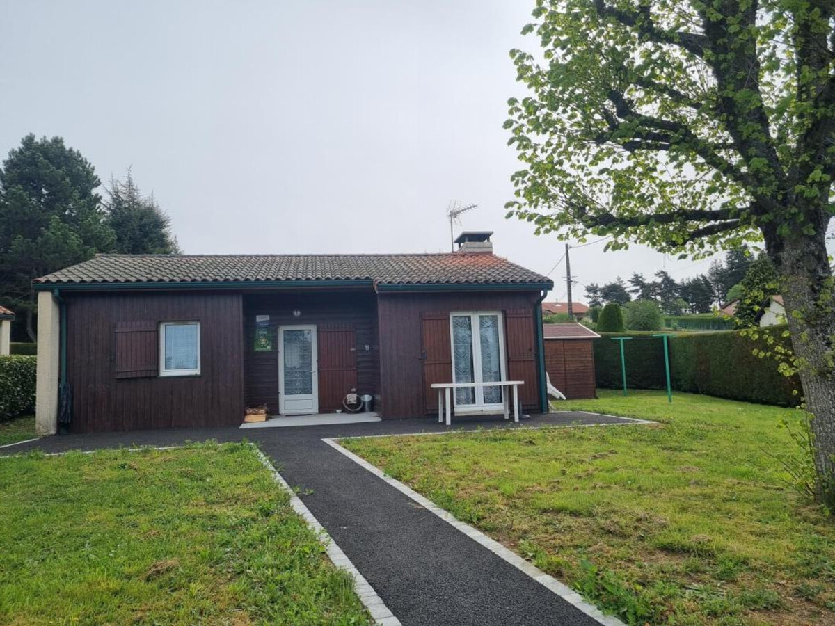 Chalet Communal du Mary I à Usson-en-Forez - Photo 2
