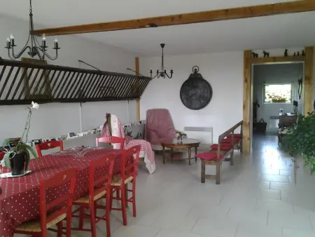 Gite dans ancienne étable rénovée, piscine à Moulins : photo 2