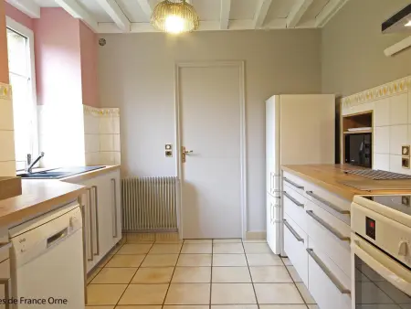 Maison spacieuse, animaux admis - 10 pers., Location Gite 10 personnes à La Sauvagère - Photo 8