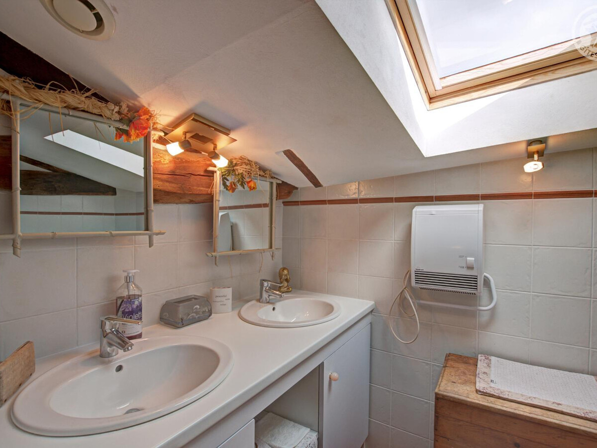 Gîte Les Noisettes à Cuinzier, 76 m², jardin clos - Photo 10