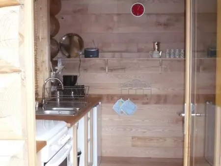 Chalet bois 40m² Saint-Martin-la-Sauveté, poêle inclus - Photo 3