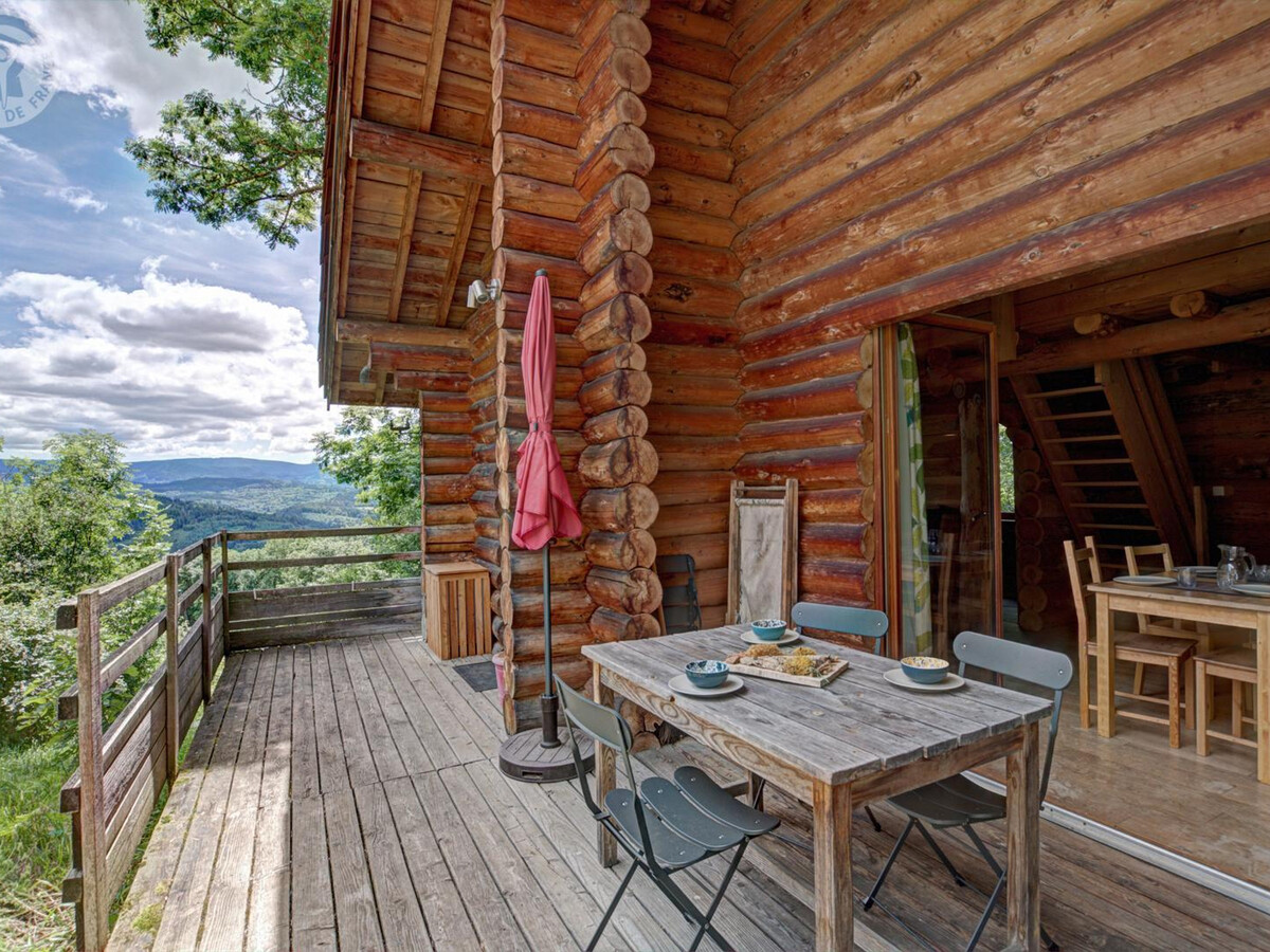 Chalet rustique 3 pers à Saint-Martin-la-Sauveté, poêle à bois - Photo 2