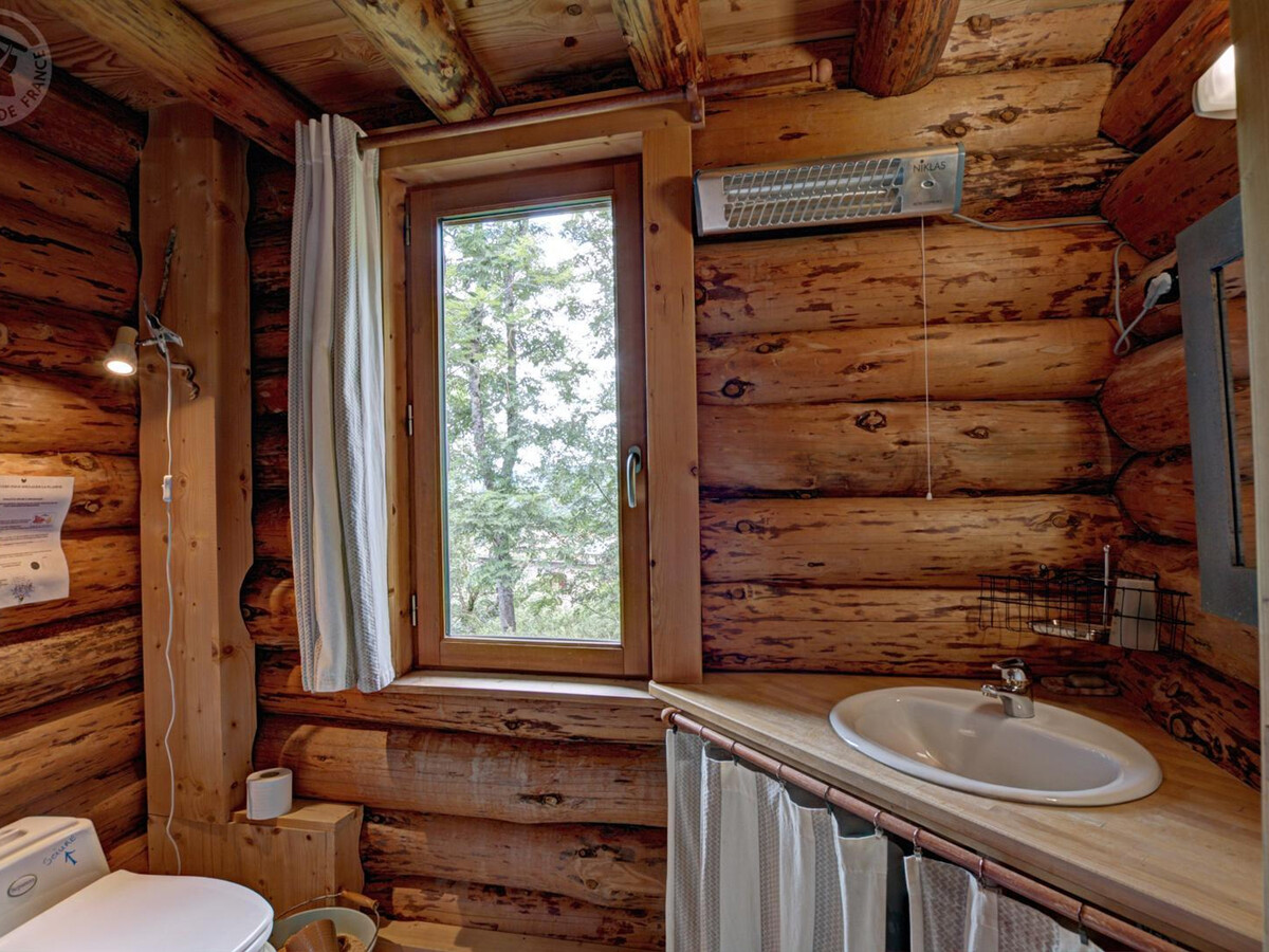 Chalet rustique 3 pers à Saint-Martin-la-Sauveté, poêle à bois - Photo 7
