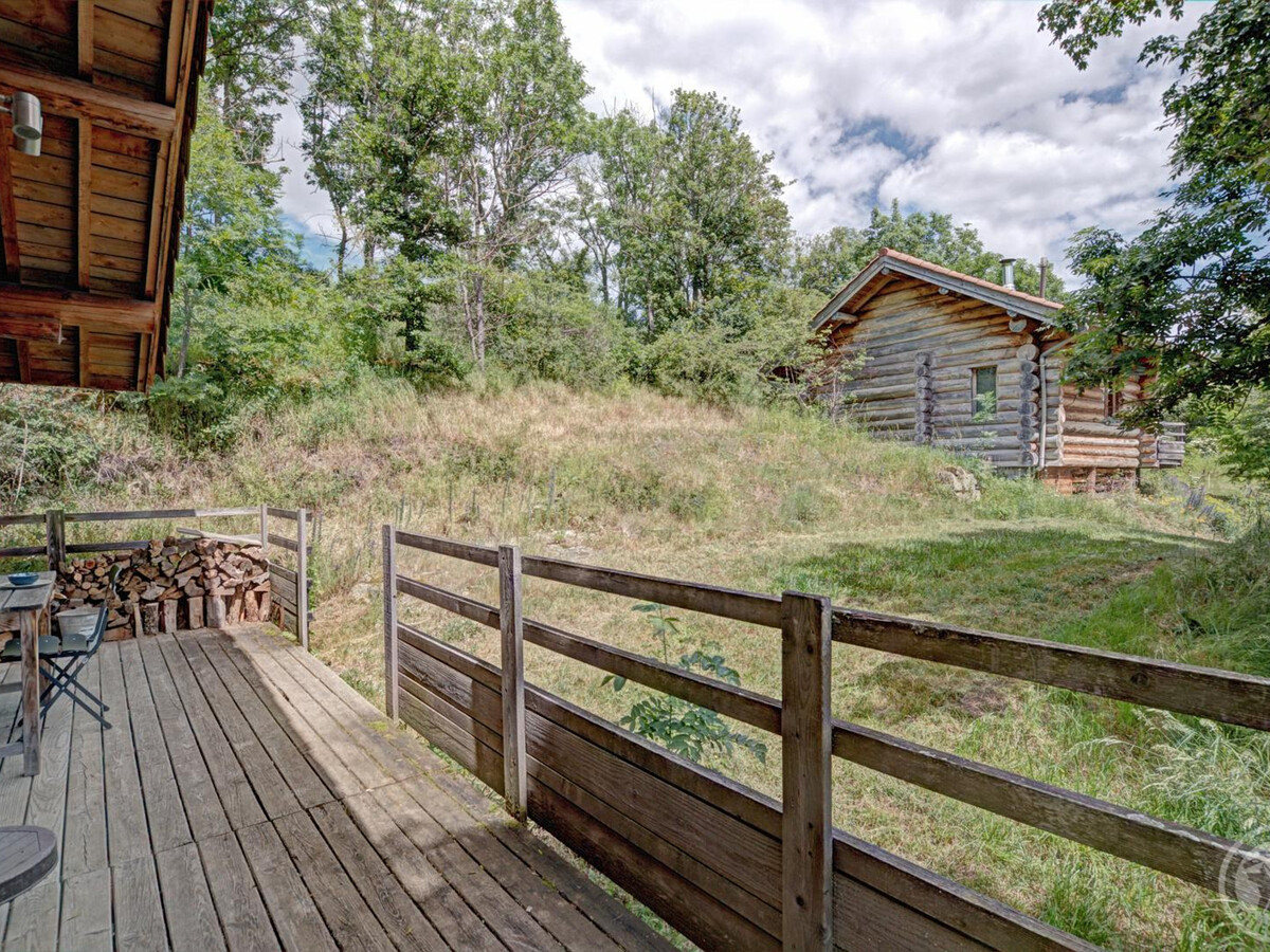 Chalet rustique 3 pers à Saint-Martin-la-Sauveté, poêle à bois - Photo 12