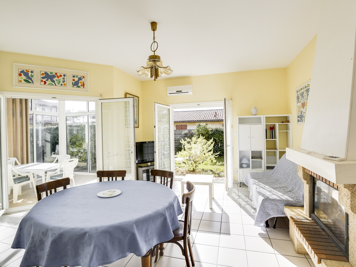 Maison 2 chambres avec véranda 150m² à 700m de la plage - Photo 2