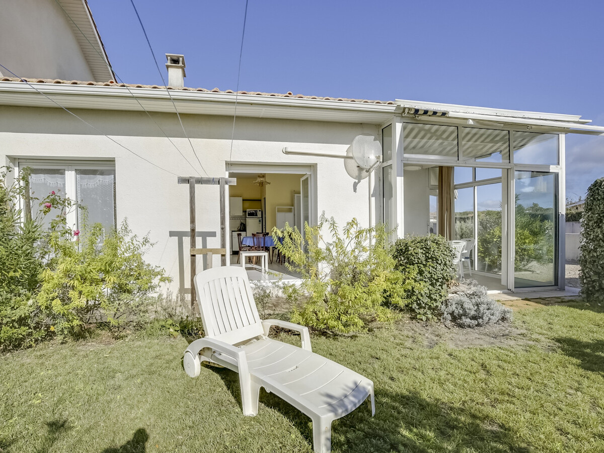 Maison 2 chambres avec véranda 150m² à 700m de la plage - Photo 11