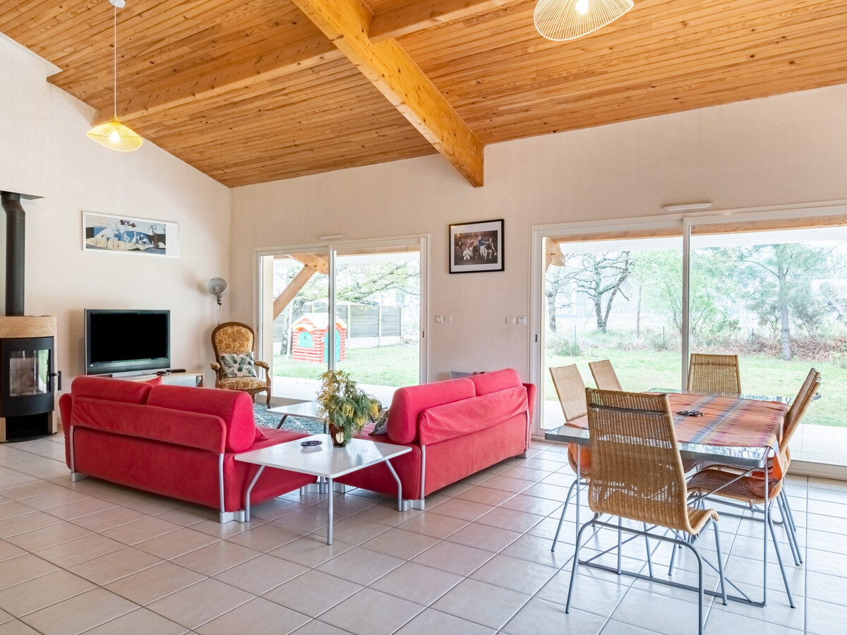 Maison 140m² accès forêt, 4 chambres, terrasse, Biscarrosse - Photo 2