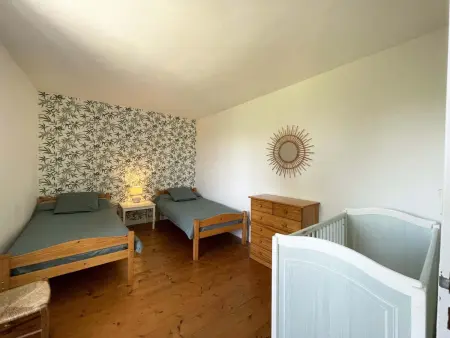 Maison de Bourg Avec Jardin et Wifi - Bures, Location Gite 6 personnes à Bures - Photo 19