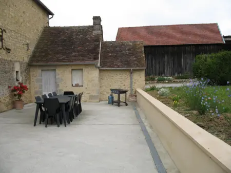 Maison de Bourg Avec Jardin et Wifi - Bures, Location Gite 6 personnes à Bures - Photo 26