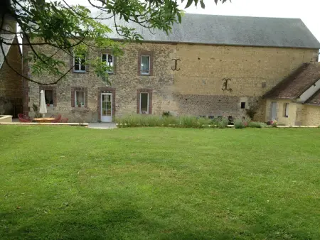 Maison de Bourg Avec Jardin et Wifi - Bures, Location Gite 6 personnes à Bures - Photo 35