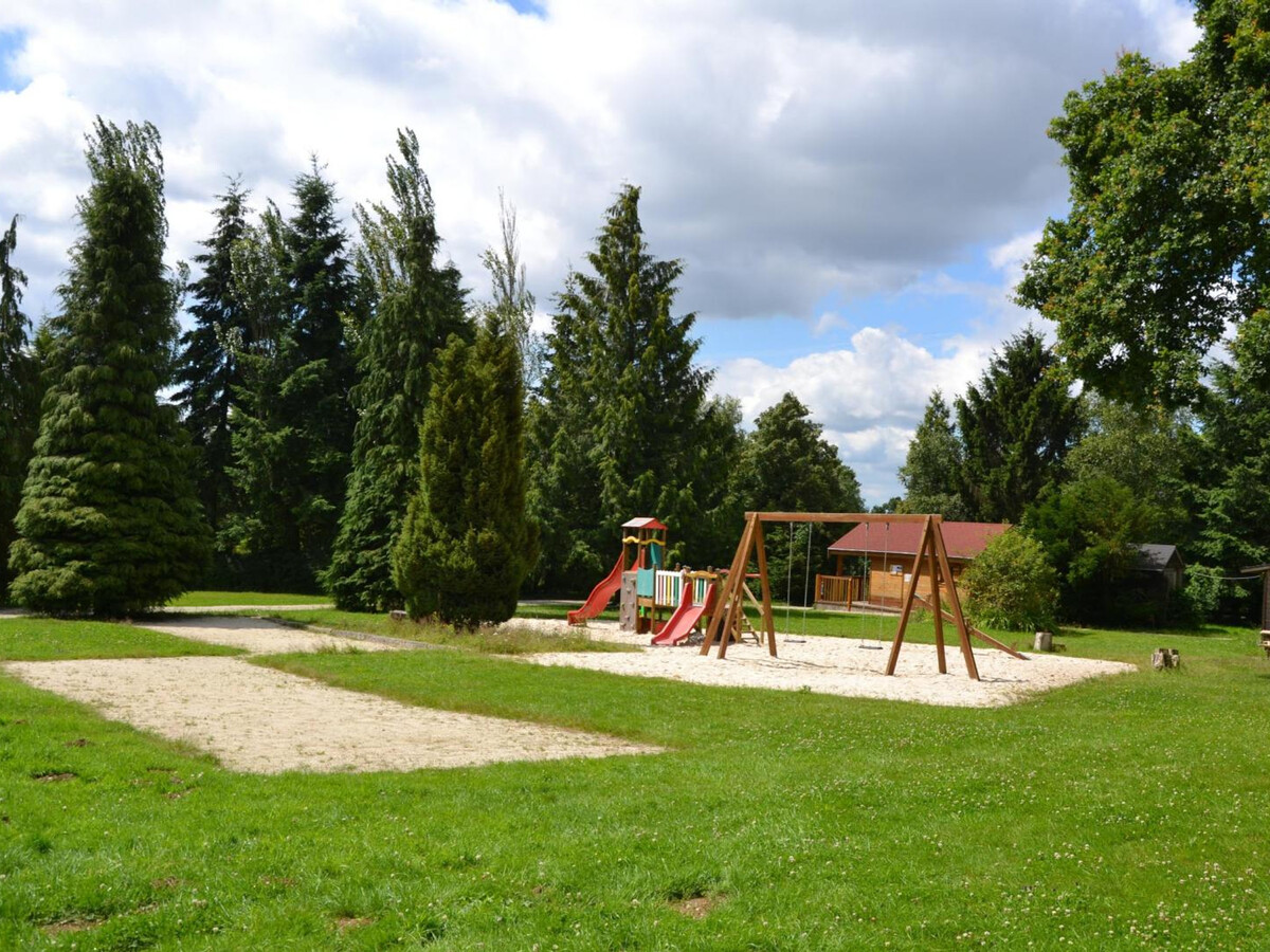 Roulotte spacieuse avec terrasse couverte à Radon - Photo 10