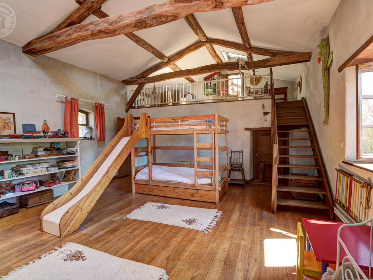 Ancienne ferme forézienne 9 pers, piscine chauffée - Photo 26