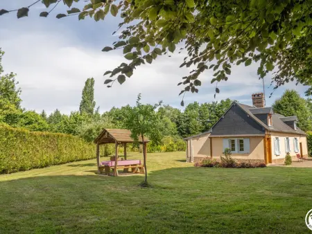 Location gite à Martincourt, Charmante longère avec jardin clos en Picardie Verte
