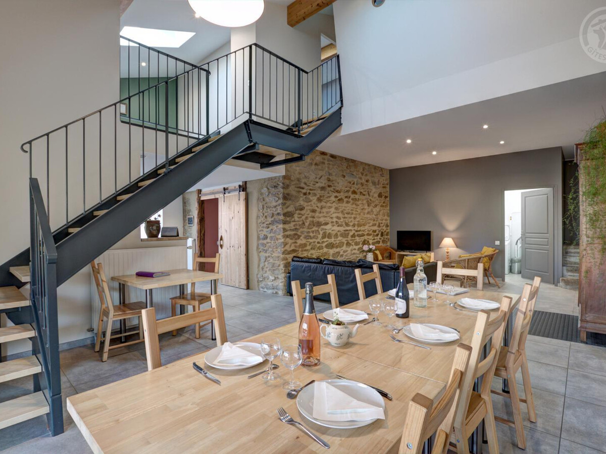 Gîte 9 personnes, 200 m² avec pièce à vivre de 73 m² - Photo 6