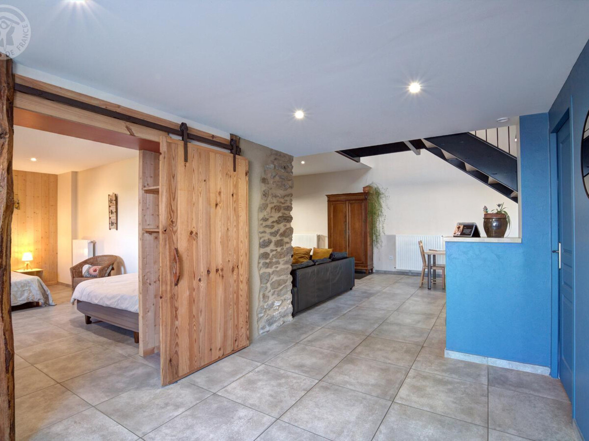 Gîte 9 personnes, 200 m² avec pièce à vivre de 73 m² - Photo 9