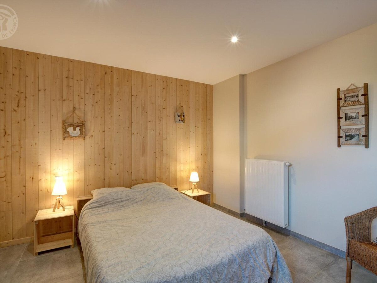 Gîte 9 personnes, 200 m² avec pièce à vivre de 73 m² - Photo 11