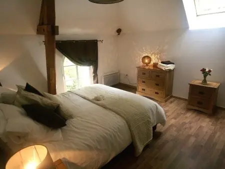 Gîte dans ancienne dépendance, jardin 400m², Mouy : photo 16