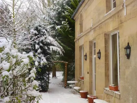 Gîte dans ancienne dépendance, jardin 400m², Mouy : photo 21