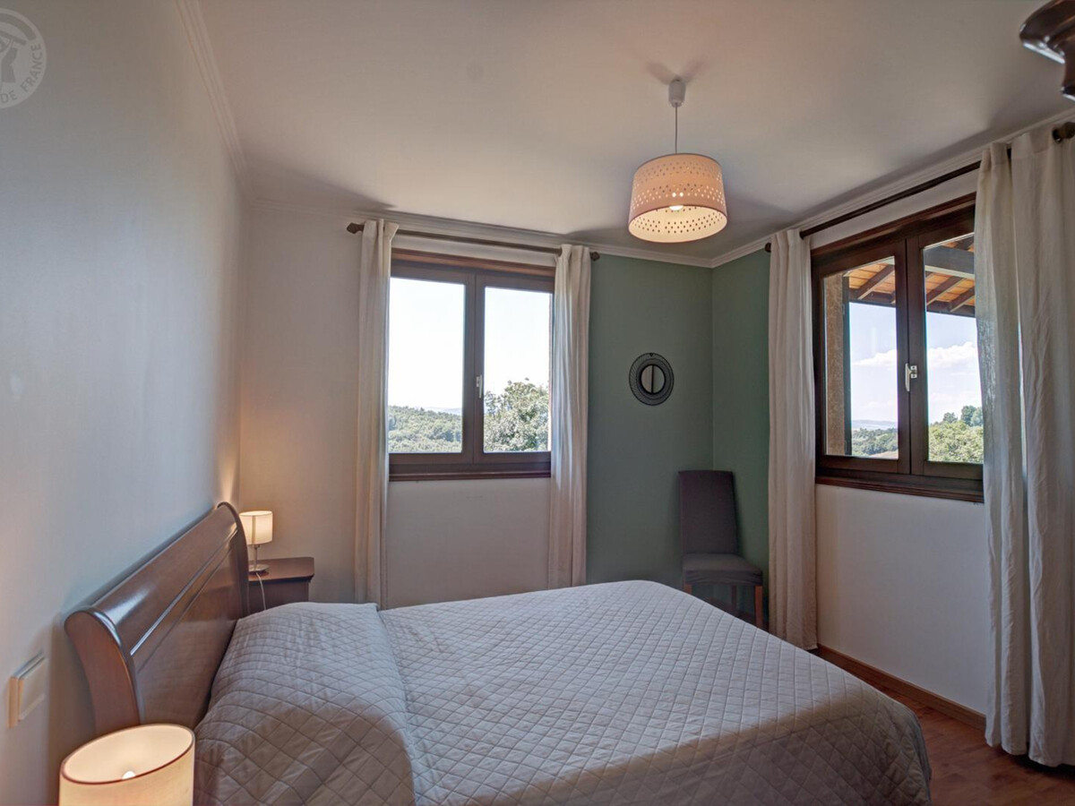 Le Baraban, gîte 10 pers. avec terrasse 30m² et jardin 1000m² - Photo 12