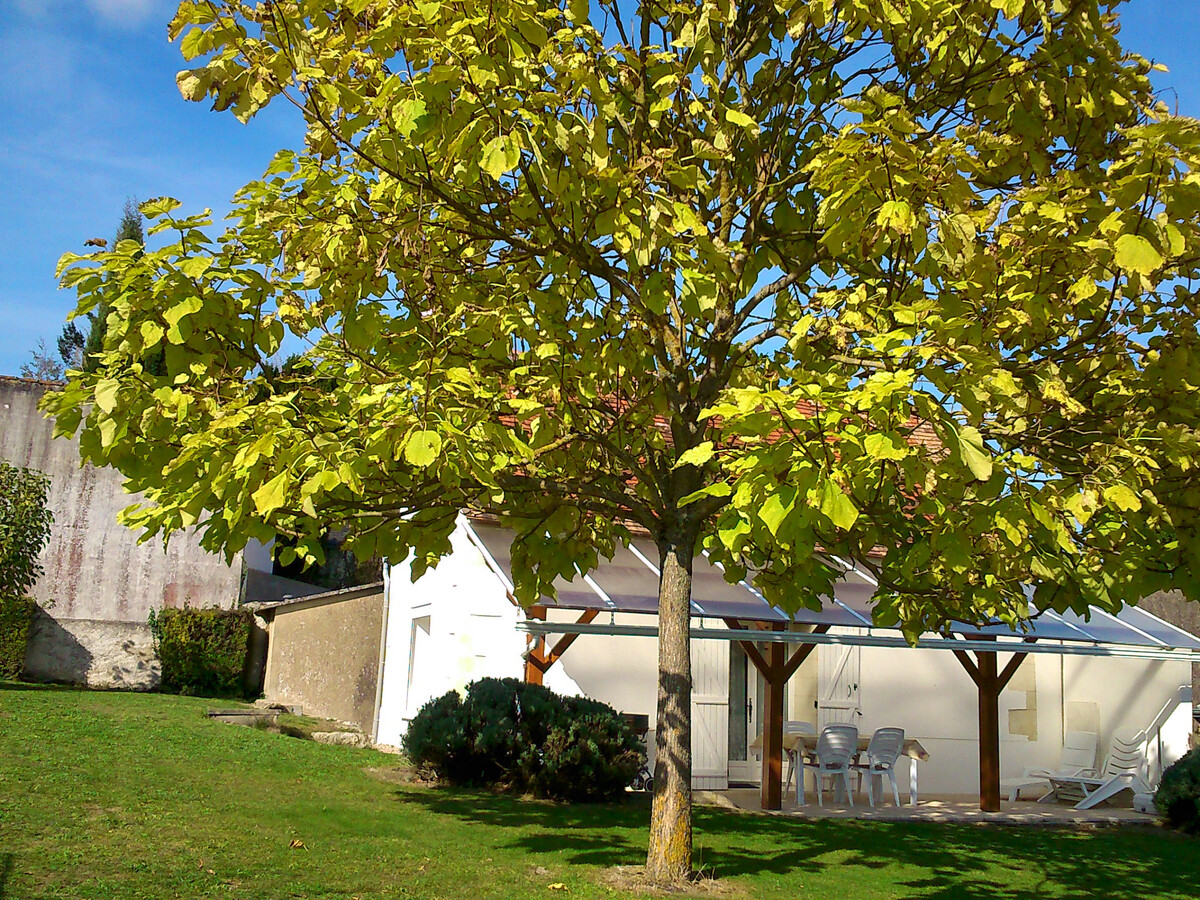Longère 80m² à La Roche-Posay, terrasse plein sud - Photo 3