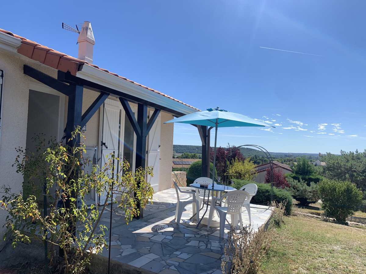 Maison 2 chambres avec grand jardin à La Roche-Posay - Photo 1