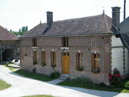 Gîte indépendant 4 pers. avec jardin clos à Bucey-en-Othe : photo 4