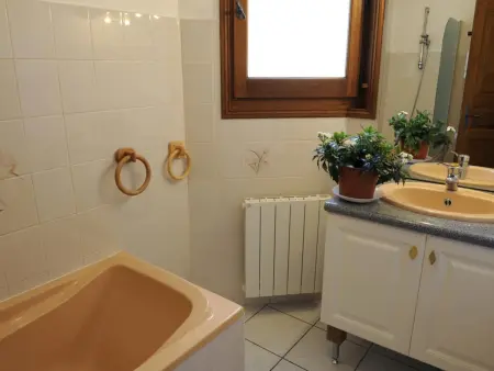 Gîte familial avec piscine commune, wifi, animaux acceptés - Photo 8