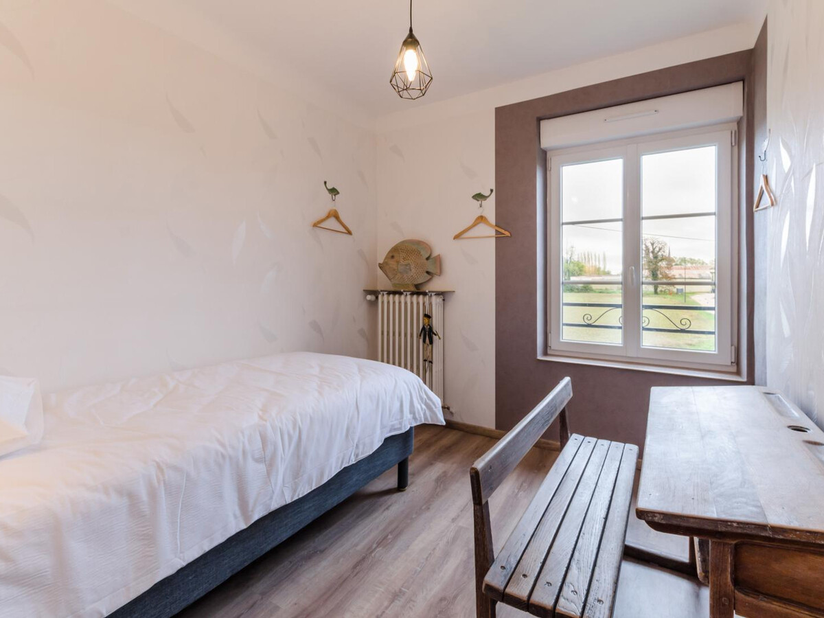 Gîte 10 pers. avec jardin et terrasse à Yèvres-le-Petit - Photo 11