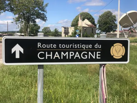 Gîte Champagne 2 pers. : suite parentale + terrasse spacieuse : photo 15