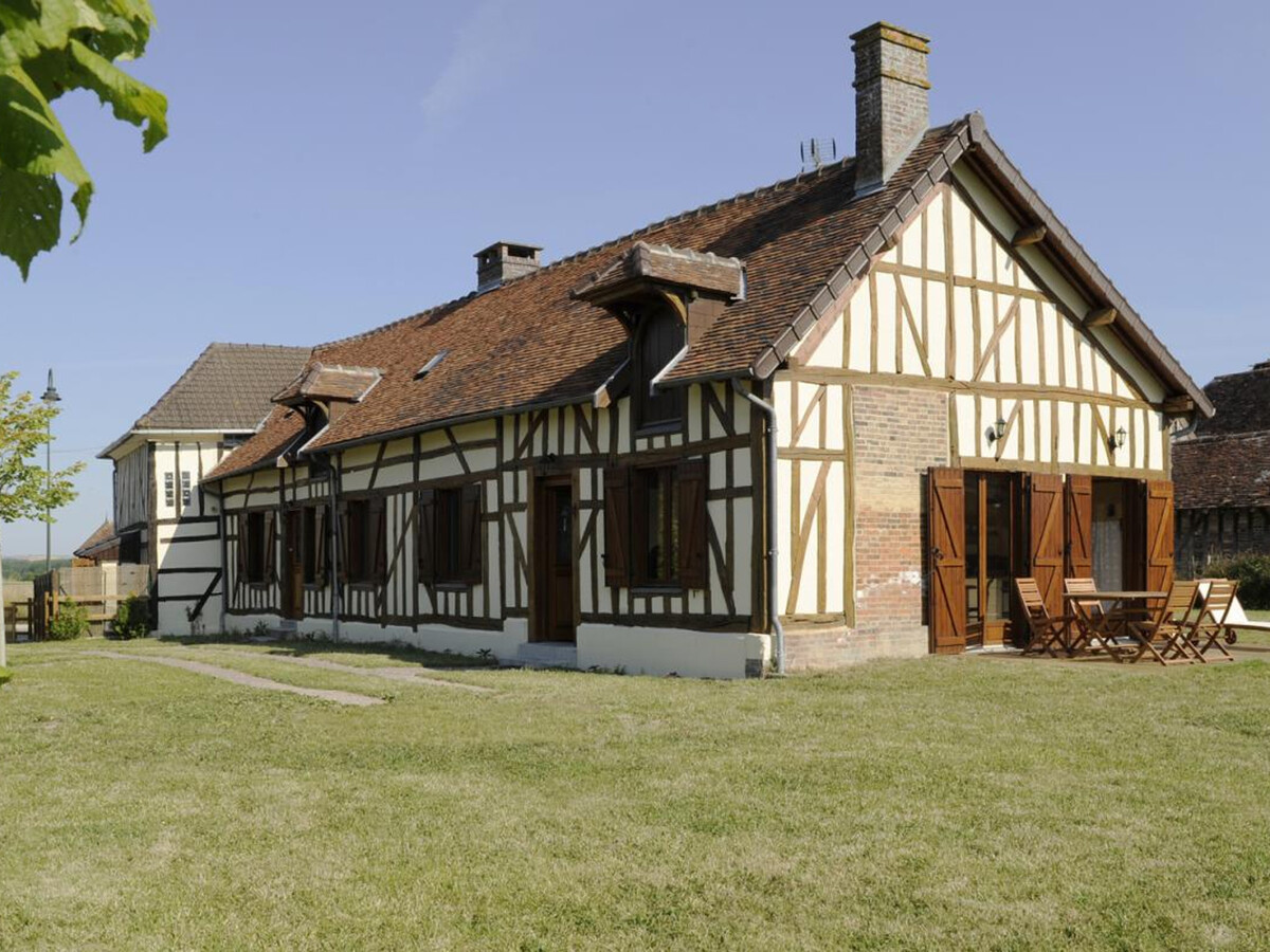 Gîte Champenois avec Terrasse, 1500 m² à Géraudot - Photo 1