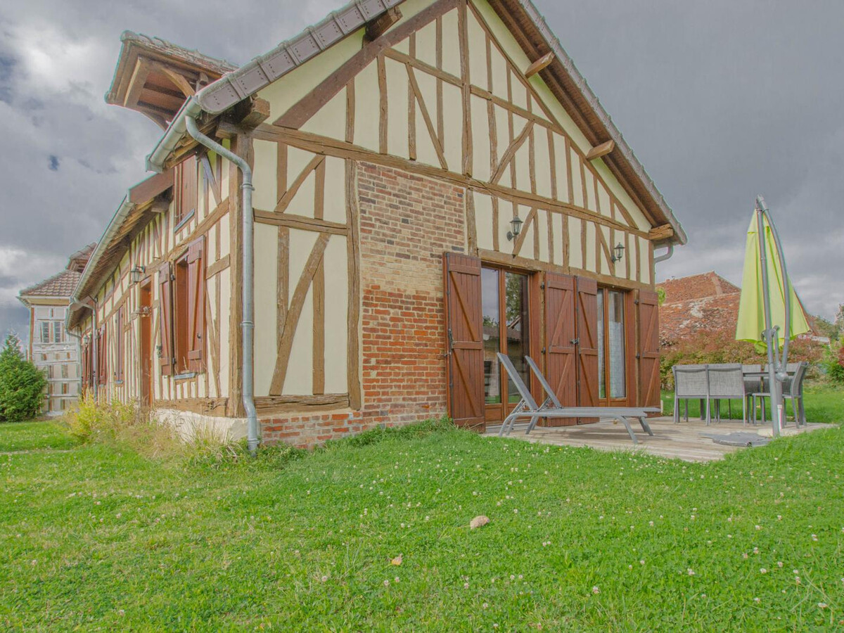 Gîte Champenois avec Terrasse, 1500 m² à Géraudot - Photo 9