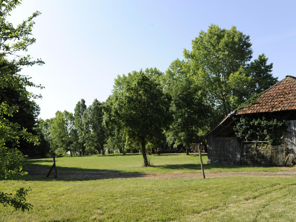 Gîte Champenois avec Terrasse, 1500 m² à Géraudot - Photo 10