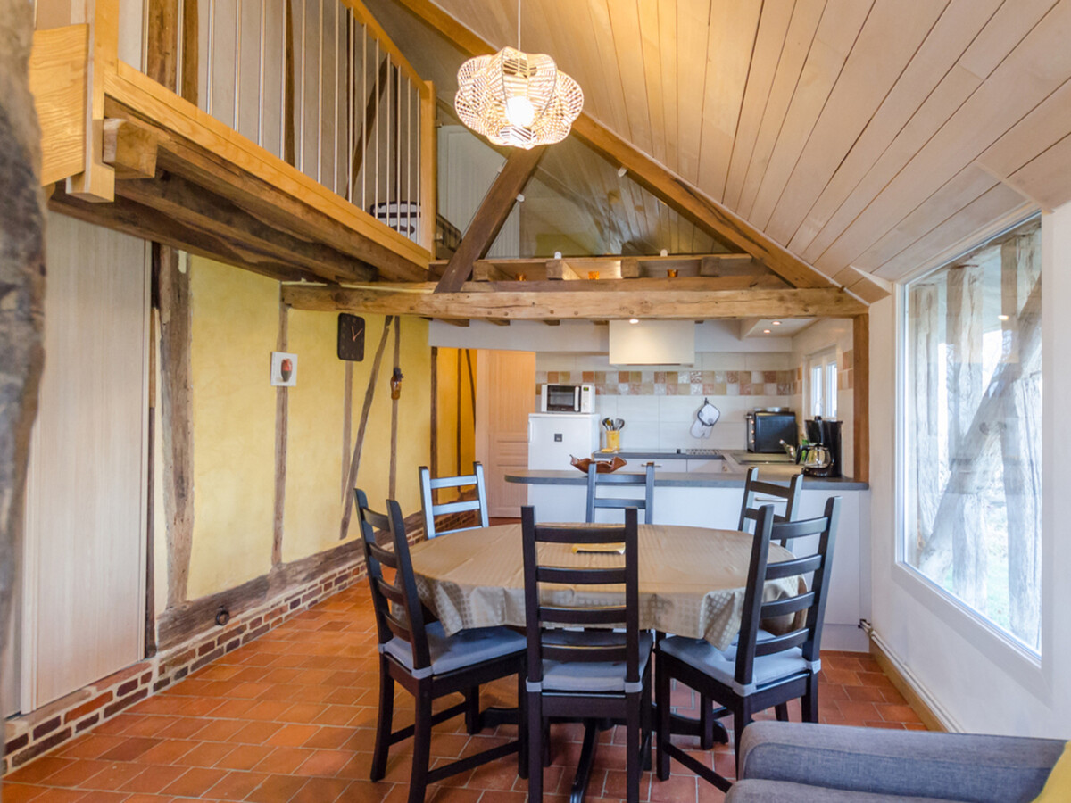 Gîte 6 pers. avec terrain fleuri près Troyes - Photo 7
