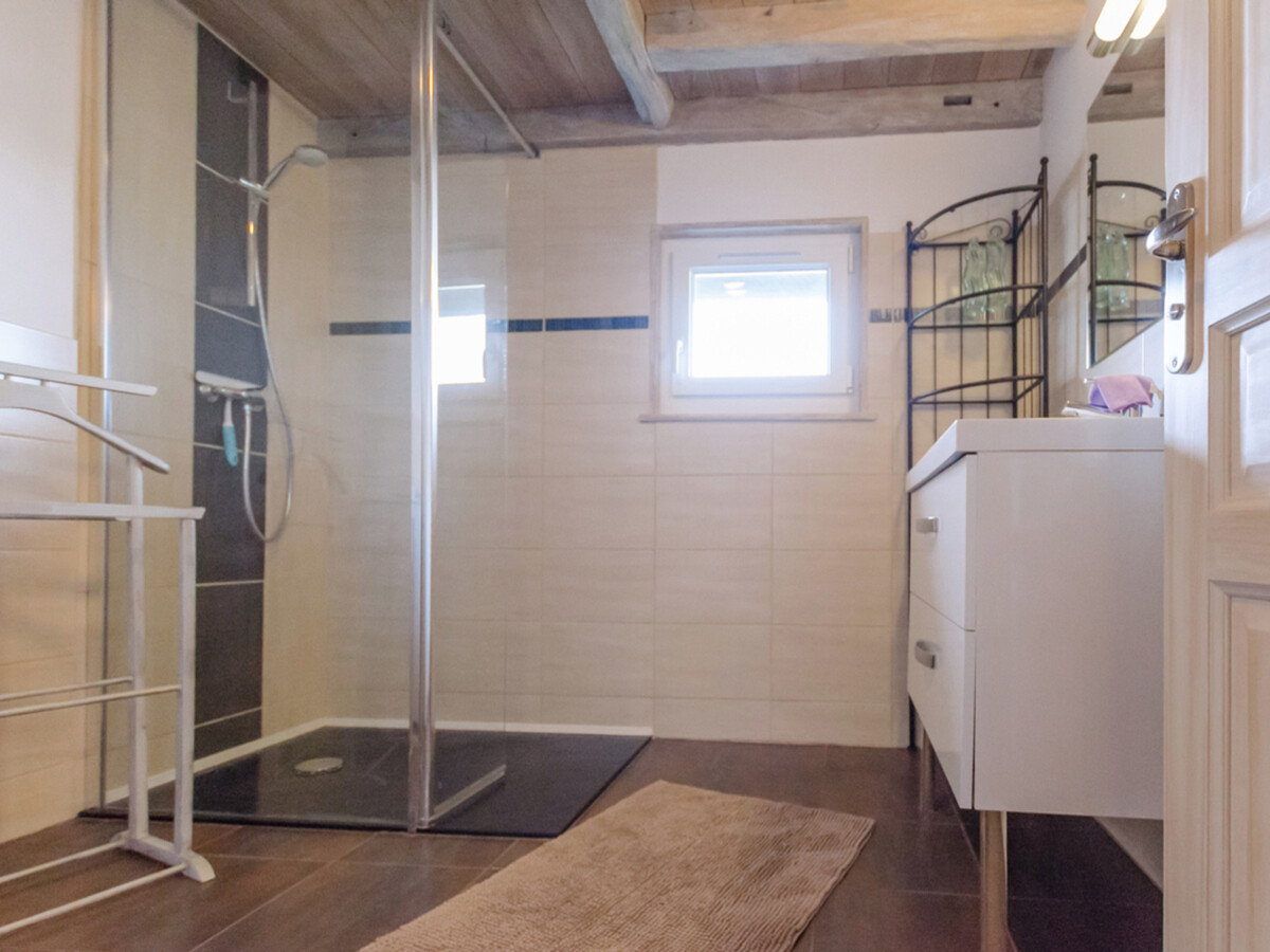 Gîte 6 pers. avec terrain fleuri près Troyes - Photo 17