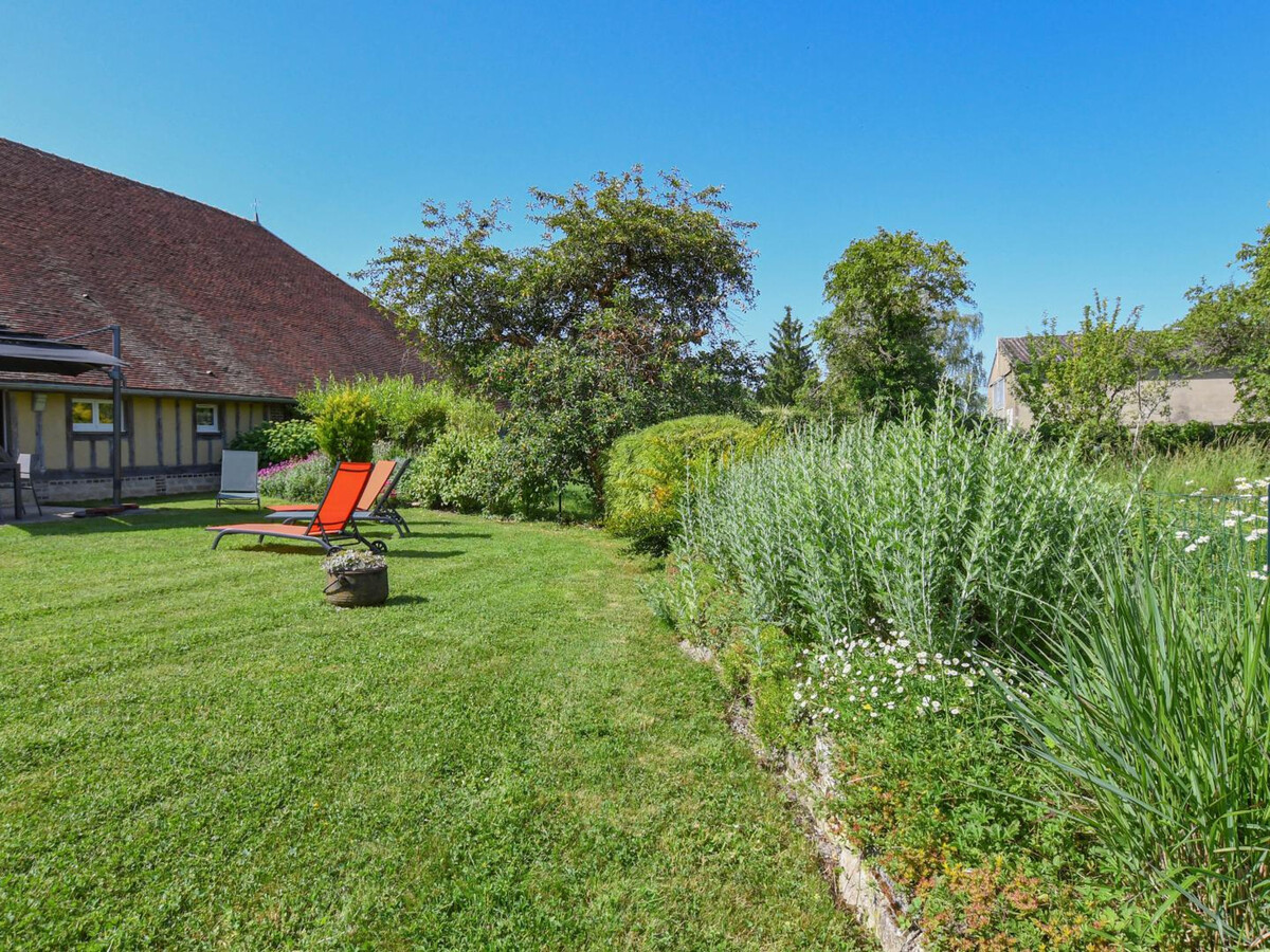 Gîte 6 pers. avec terrain fleuri près Troyes - Photo 24