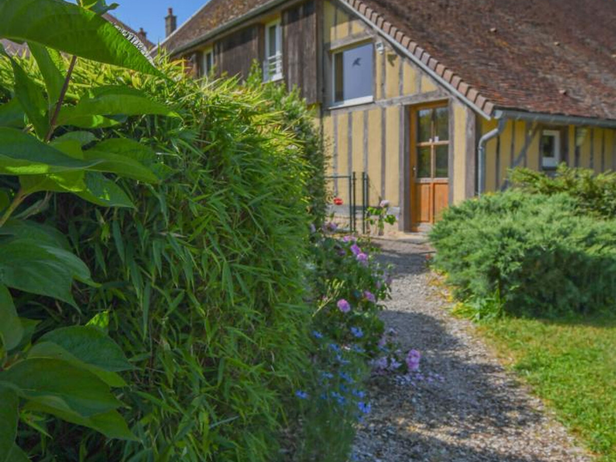 Gîte 6 pers. avec terrain fleuri près Troyes - Photo 25