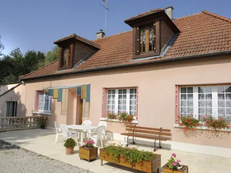 Location gite à Saint Remy sous Barbuise, Gîte Confortable avec Wifi et Parking Proche Troyes