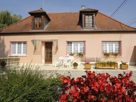 Gîte 6 pers. avec terrain arboré, géothermie à Saint-Rémy : photo 4