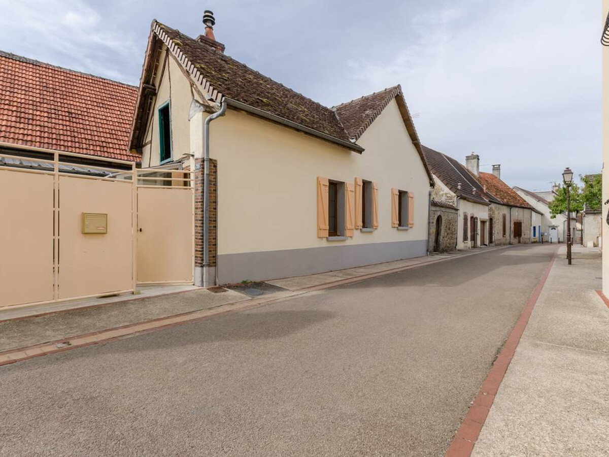 Gîte indépendant avec piscine chauffée à Villenauxe-la-Grande - Photo 1