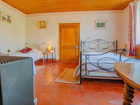 Gîte avec cour close à Briel-sur-Barse, aux portes de Nigloland : photo 6